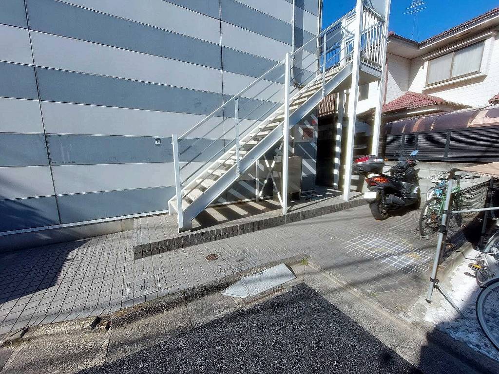 レオパレスフローラ 204 사진 5
