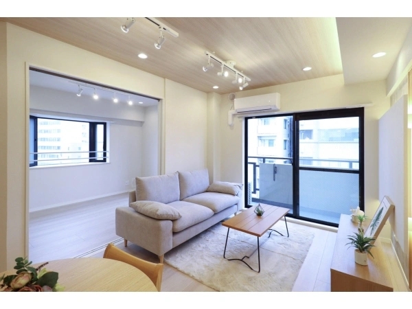 東京都新宿区 高田馬場3丁目 | 2LDK | 51.78m2(15.66坪) | 南東 | 8階 | 5,899万円(税込) 매물 사진 1
