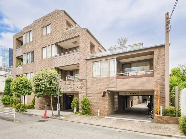 신주쿠구 | 2LDK＋S 100.57m2（30.42坪）（壁芯） | 매매가 1億380万円, 월 유지비 54,200엔 매물 사진 1